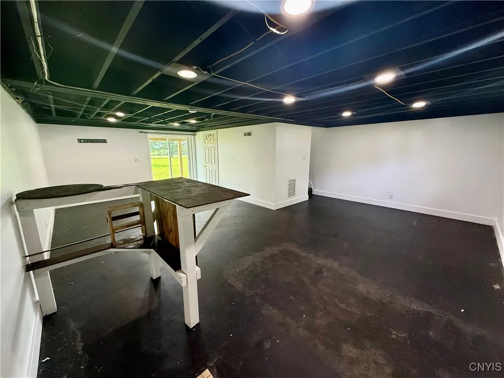 25054 Rt-12, Watertown-town, New York 13601, Watertown Town, New York 13601, 3 Bedrooms Bedrooms, 9 Rooms Rooms,2 BathroomsBathrooms,Residential,Closed,25054 Rt-12, Watertown-town, New York 13601,0,S1615811