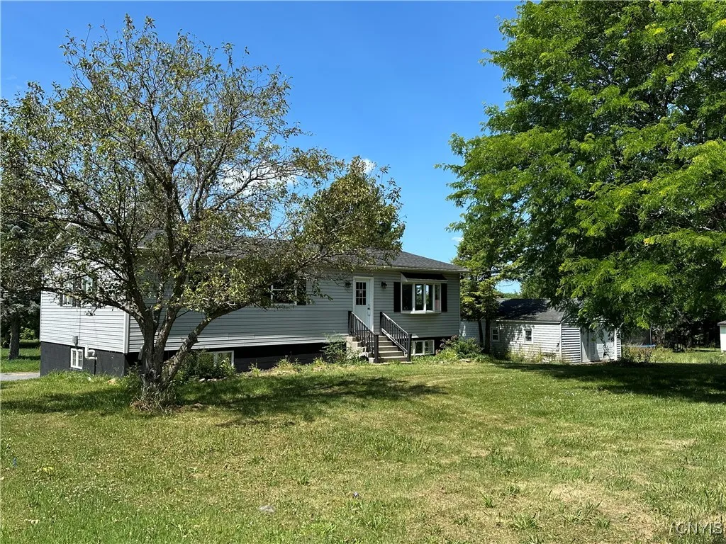 25054 Rt-12, Watertown-town, New York 13601, Watertown Town, New York 13601, 3 Bedrooms Bedrooms, 9 Rooms Rooms,2 BathroomsBathrooms,Residential,Closed,25054 Rt-12, Watertown-town, New York 13601,0,S1615811