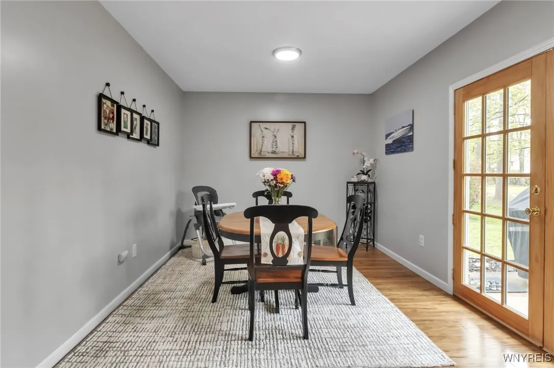 7180 Lincoln Avenue Extension, Lockport-town, New, Lockport Town, New York 14094, 3 Bedrooms Bedrooms, 7 Rooms Rooms,1 BathroomBathrooms,Residential,Closed,7180 Lincoln Avenue Extension, Lockport-town, New ,B1615806