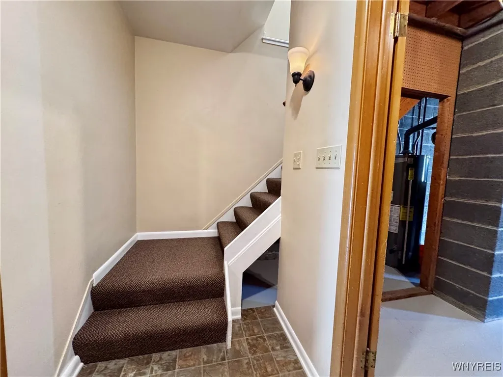 41 Wisconsin Place, Buffalo, New York 14211, Buffalo, New York 14211, 2 Bedrooms Bedrooms, 5 Rooms Rooms,1 BathroomBathrooms,Residential,Closed,41 Wisconsin Place, Buffalo, New York 14211,0,B1615614