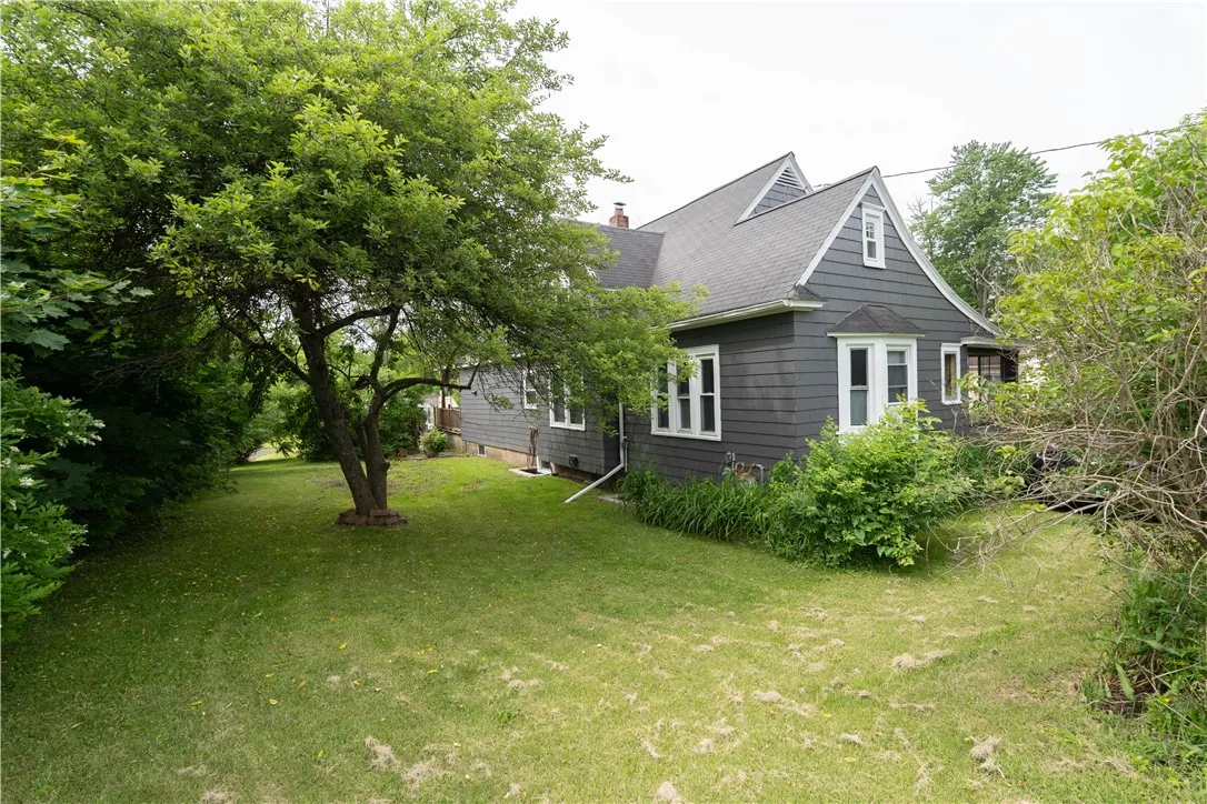 1836 Us Route 20, Seneca Falls, New York 13148, Seneca Falls, New York 13148, 4 Bedrooms Bedrooms, 7 Rooms Rooms,2 BathroomsBathrooms,Residential,Closed,1836 Us Route 20, Seneca Falls, New York 13148,0,R1615817