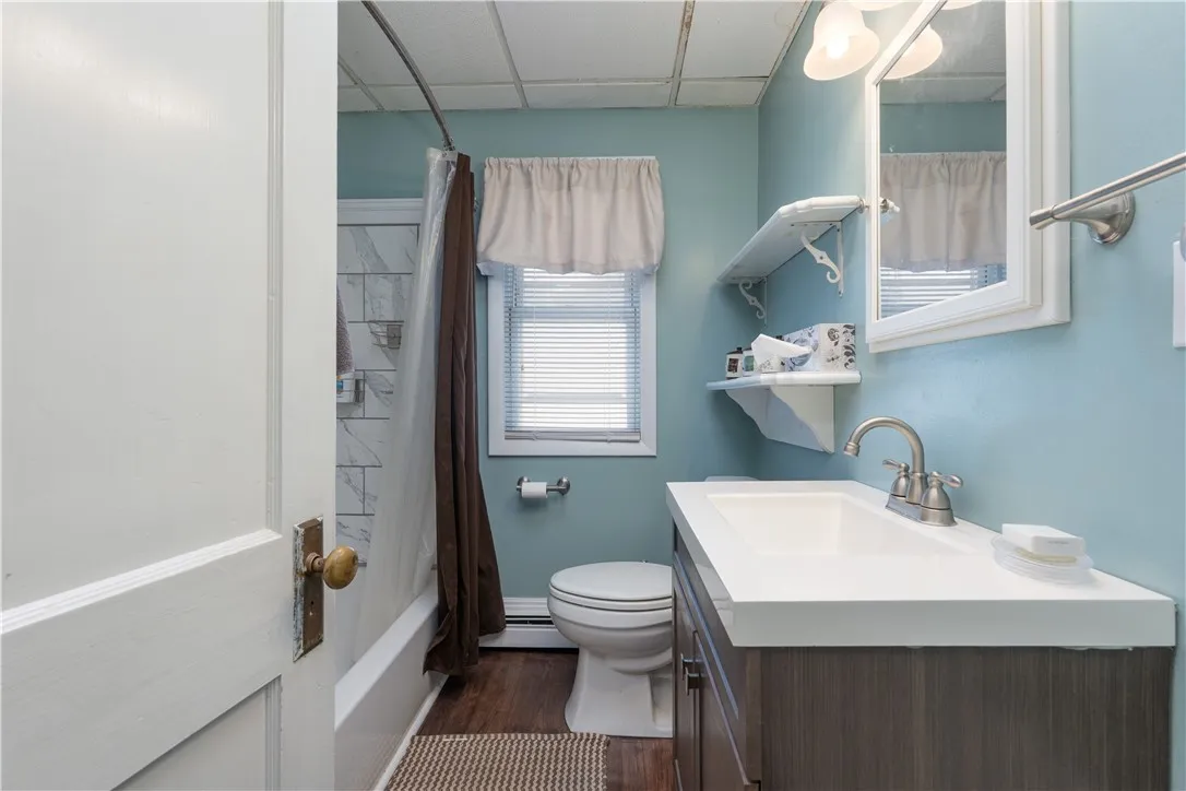 1836 Us Route 20, Seneca Falls, New York 13148, Seneca Falls, New York 13148, 4 Bedrooms Bedrooms, 7 Rooms Rooms,2 BathroomsBathrooms,Residential,Closed,1836 Us Route 20, Seneca Falls, New York 13148,0,R1615817