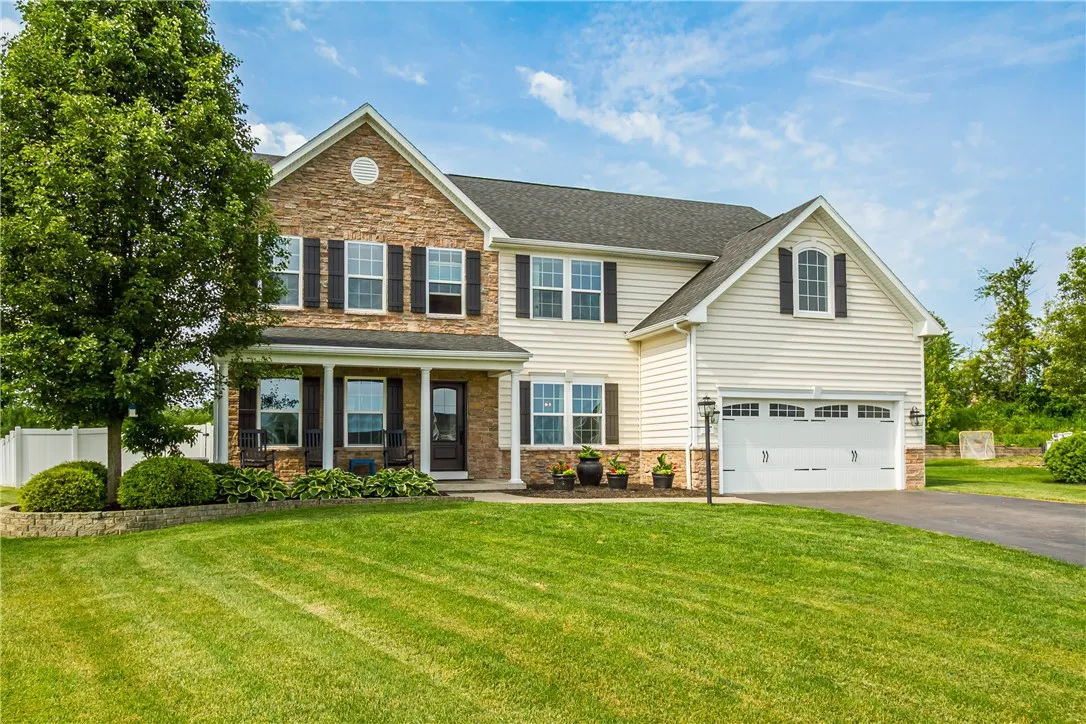 75 Ashlyn Rise, Penfield, New York 14450, Penfield, New York 14450, 5 Bedrooms Bedrooms, 11 Rooms Rooms,2 BathroomsBathrooms,Residential,Closed,75 Ashlyn Rise, Penfield, New York 14450,R1615725