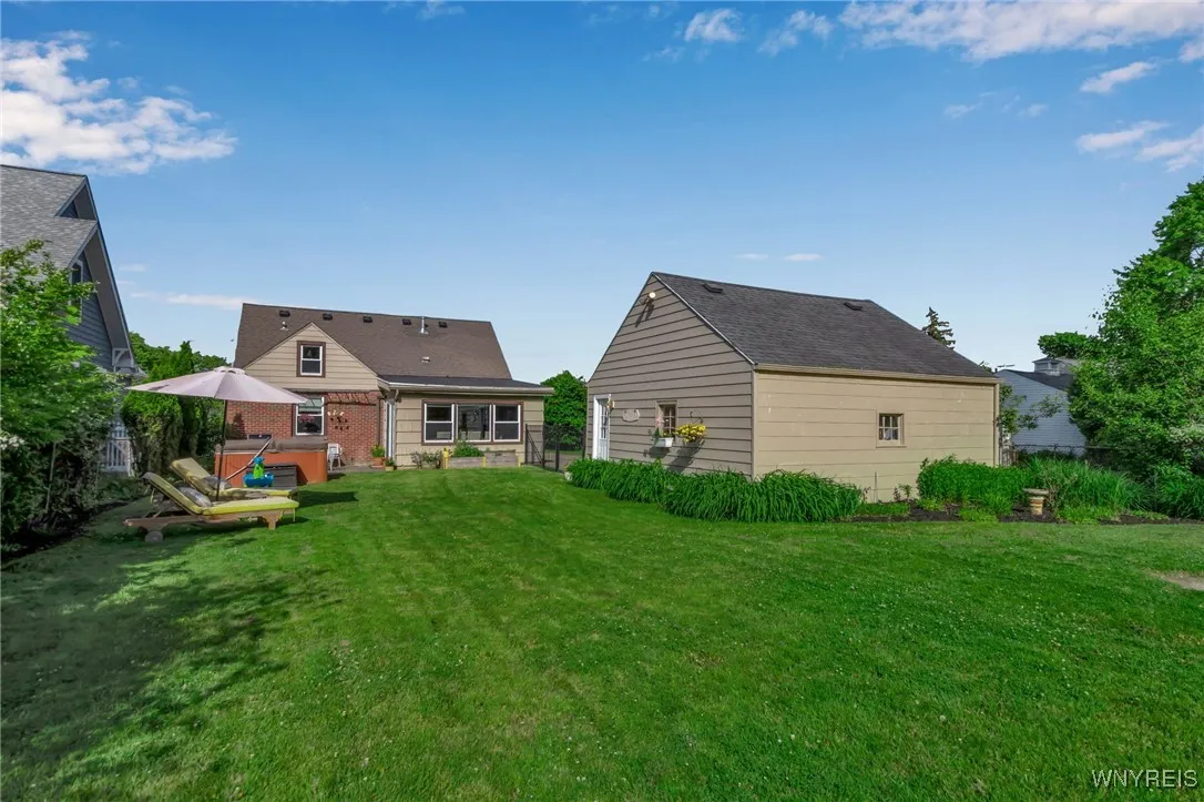 182 Reist Street, Amherst, New York 14221, Amherst, New York 14221, 3 Bedrooms Bedrooms, 6 Rooms Rooms,2 BathroomsBathrooms,Residential,Closed,182 Reist Street, Amherst, New York 14221,B1615927