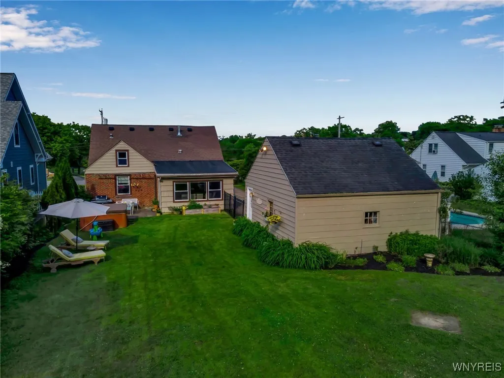 182 Reist Street, Amherst, New York 14221, Amherst, New York 14221, 3 Bedrooms Bedrooms, 6 Rooms Rooms,2 BathroomsBathrooms,Residential,Closed,182 Reist Street, Amherst, New York 14221,B1615927