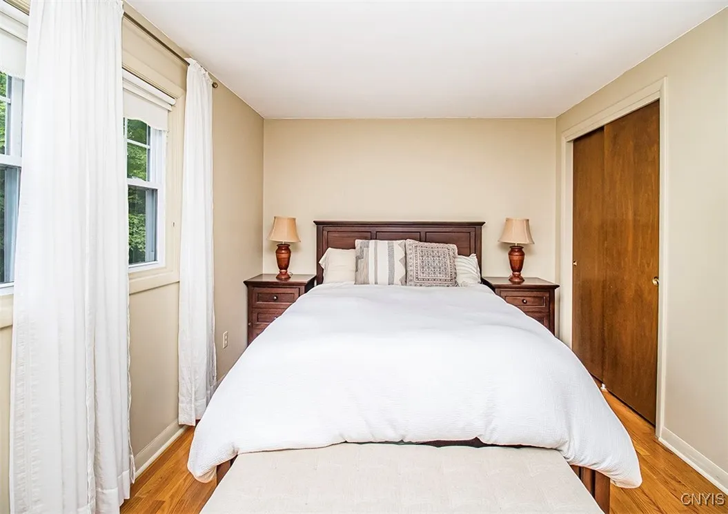 8357 Vassar Drive, Manlius, New York 13104, Manlius, New York 13104, 4 Bedrooms Bedrooms, 12 Rooms Rooms,2 BathroomsBathrooms,Residential,Closed,8357 Vassar Drive, Manlius, New York 13104,0,S1610495