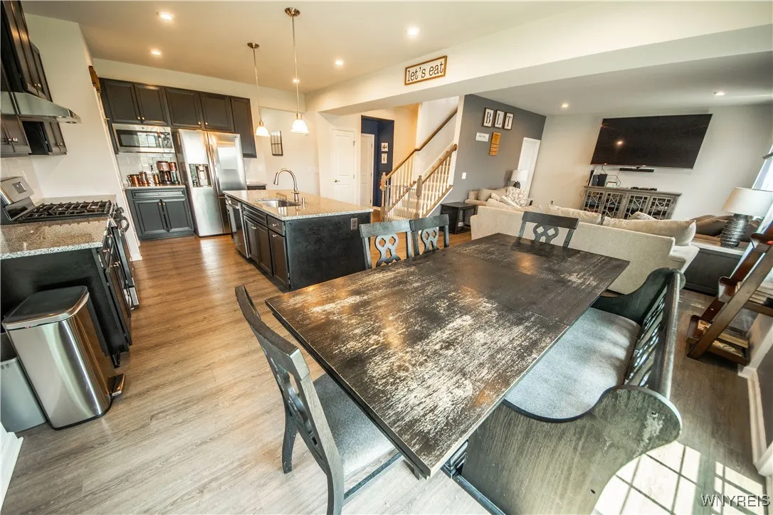 510 Limestone Court, Grand Island, New York 14072, Grand Island, New York 14072, 4 Bedrooms Bedrooms, 8 Rooms Rooms,2 BathroomsBathrooms,Residential,For Sale,510 Limestone Court, Grand Island, New York 14072,B1615826