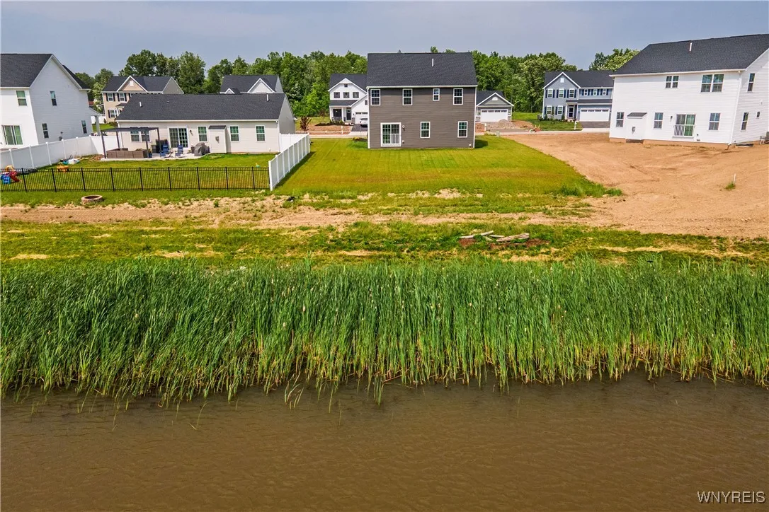 510 Limestone Court, Grand Island, New York 14072, Grand Island, New York 14072, 4 Bedrooms Bedrooms, 8 Rooms Rooms,2 BathroomsBathrooms,Residential,For Sale,510 Limestone Court, Grand Island, New York 14072,B1615826