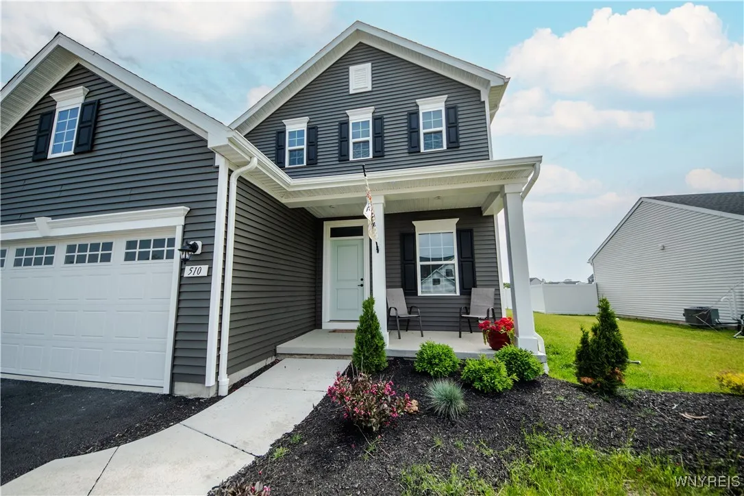 510 Limestone Court, Grand Island, New York 14072, Grand Island, New York 14072, 4 Bedrooms Bedrooms, 8 Rooms Rooms,2 BathroomsBathrooms,Residential,For Sale,510 Limestone Court, Grand Island, New York 14072,B1615826