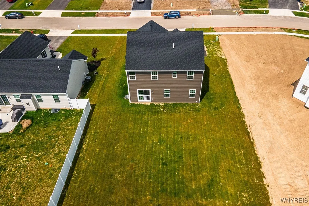 510 Limestone Court, Grand Island, New York 14072, Grand Island, New York 14072, 4 Bedrooms Bedrooms, 8 Rooms Rooms,2 BathroomsBathrooms,Residential,For Sale,510 Limestone Court, Grand Island, New York 14072,B1615826