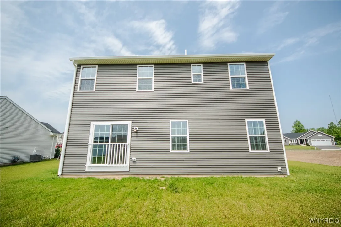 510 Limestone Court, Grand Island, New York 14072, Grand Island, New York 14072, 4 Bedrooms Bedrooms, 8 Rooms Rooms,2 BathroomsBathrooms,Residential,For Sale,510 Limestone Court, Grand Island, New York 14072,B1615826
