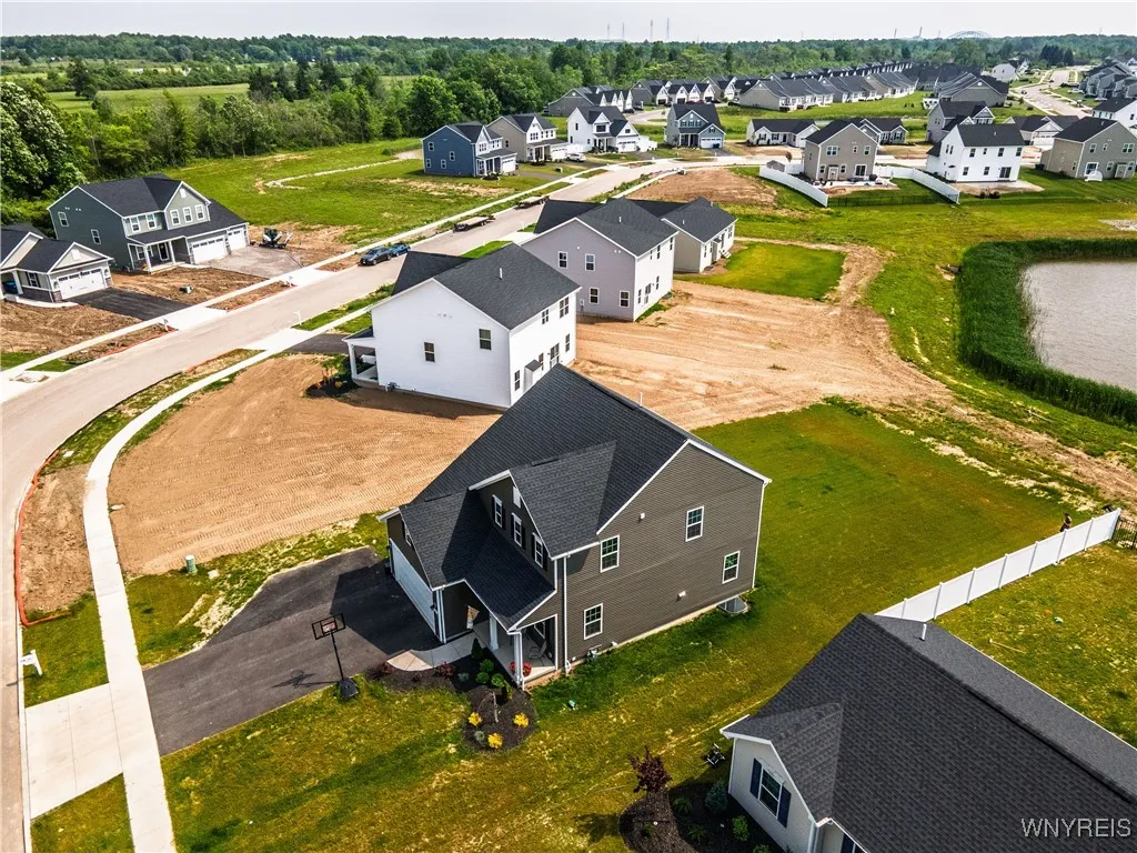 510 Limestone Court, Grand Island, New York 14072, Grand Island, New York 14072, 4 Bedrooms Bedrooms, 8 Rooms Rooms,2 BathroomsBathrooms,Residential,For Sale,510 Limestone Court, Grand Island, New York 14072,B1615826