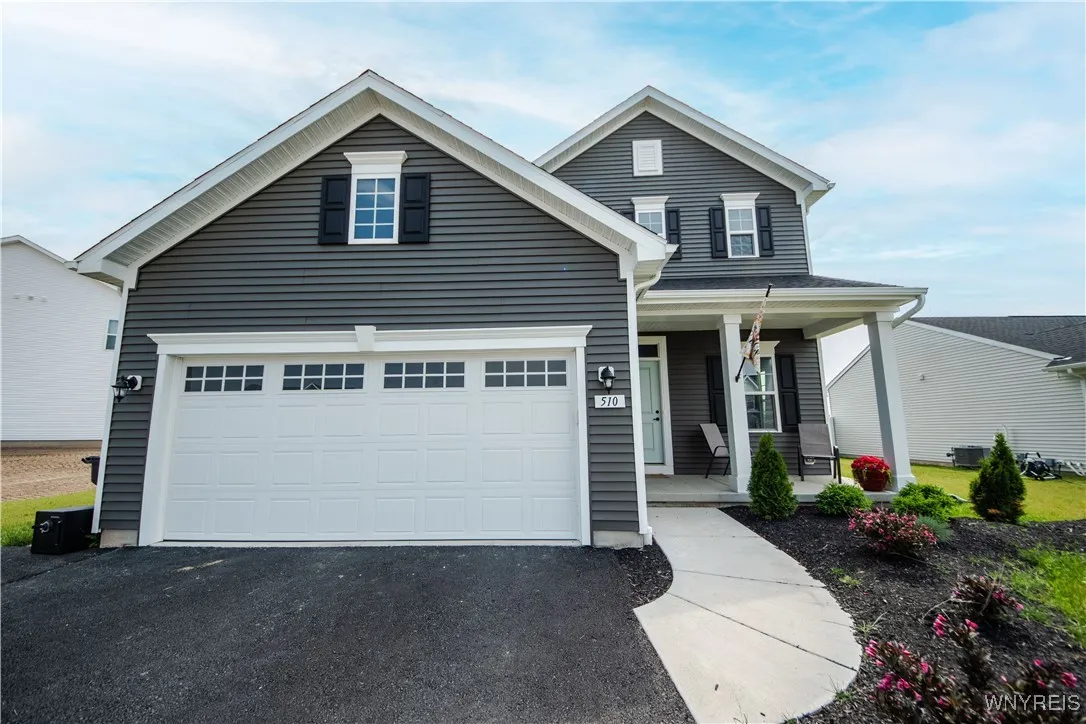 510 Limestone Court, Grand Island, New York 14072, Grand Island, New York 14072, 4 Bedrooms Bedrooms, 8 Rooms Rooms,2 BathroomsBathrooms,Residential,For Sale,510 Limestone Court, Grand Island, New York 14072,B1615826