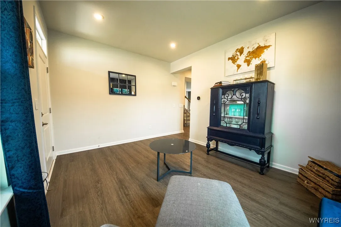 510 Limestone Court, Grand Island, New York 14072, Grand Island, New York 14072, 4 Bedrooms Bedrooms, 8 Rooms Rooms,2 BathroomsBathrooms,Residential,For Sale,510 Limestone Court, Grand Island, New York 14072,B1615826