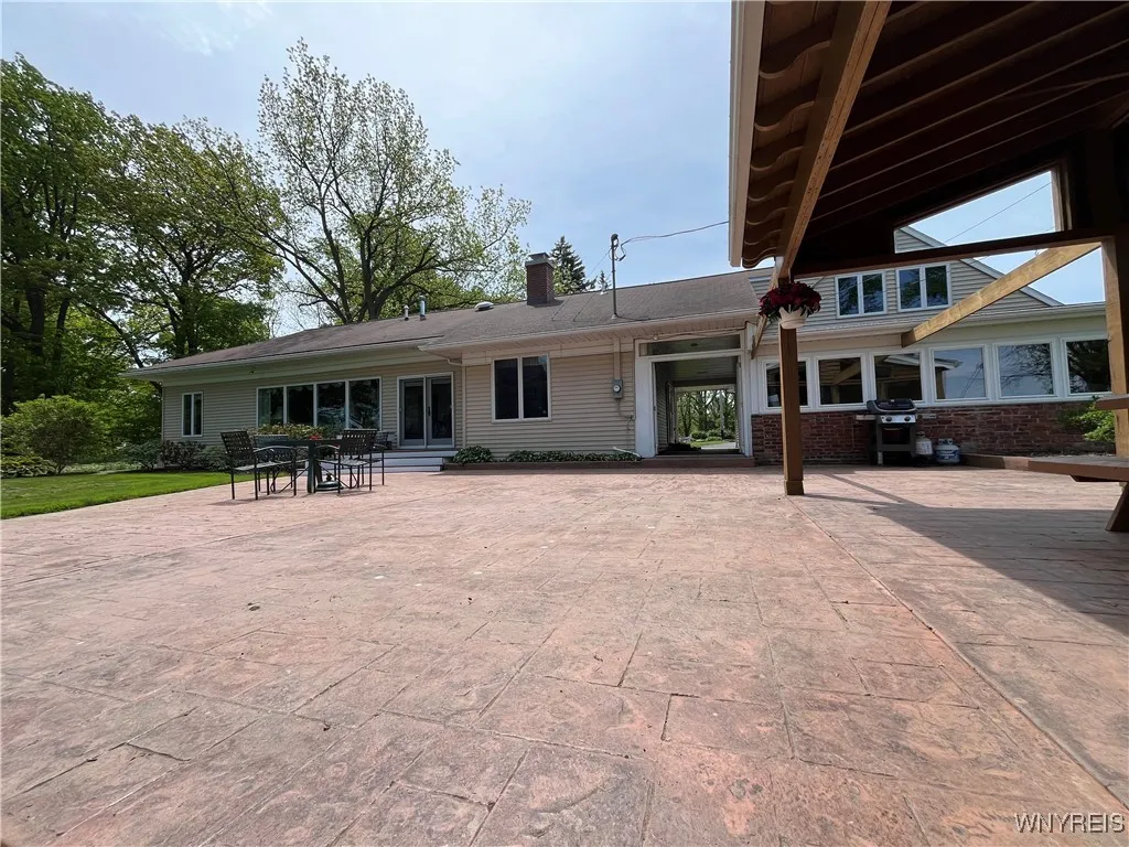 Patio\n