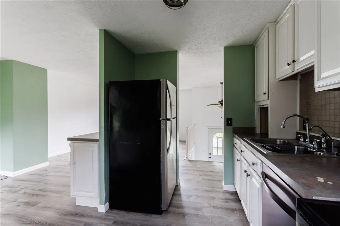 12 Rawhide Drive, Henrietta, New York 14586, Henrietta, New York 14586, 3 Bedrooms Bedrooms, 7 Rooms Rooms,2 BathroomsBathrooms,Residential,Closed,12 Rawhide Drive, Henrietta, New York 14586,0,R1607050