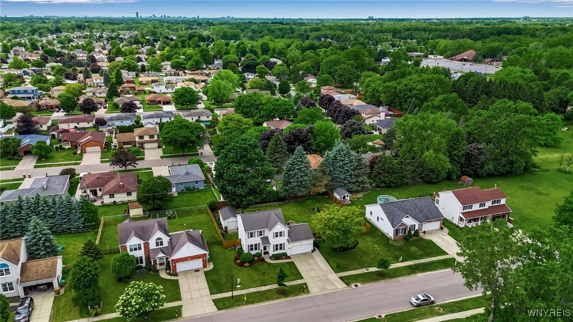 36 Wedgewood Drive, Cheektowaga, New York 14227, Cheektowaga, New York 14227, 3 Bedrooms Bedrooms, 6 Rooms Rooms,2 BathroomsBathrooms,Residential,Closed,36 Wedgewood Drive, Cheektowaga, New York 14227,0,B1615498