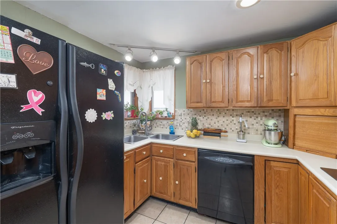 11 Fulton Street, North Dansville, New York 14437, North Dansville, New York 14437, 3 Bedrooms Bedrooms, 8 Rooms Rooms,3 BathroomsBathrooms,Residential,Closed,11 Fulton Street, North Dansville, New York 14437,0,R1615587