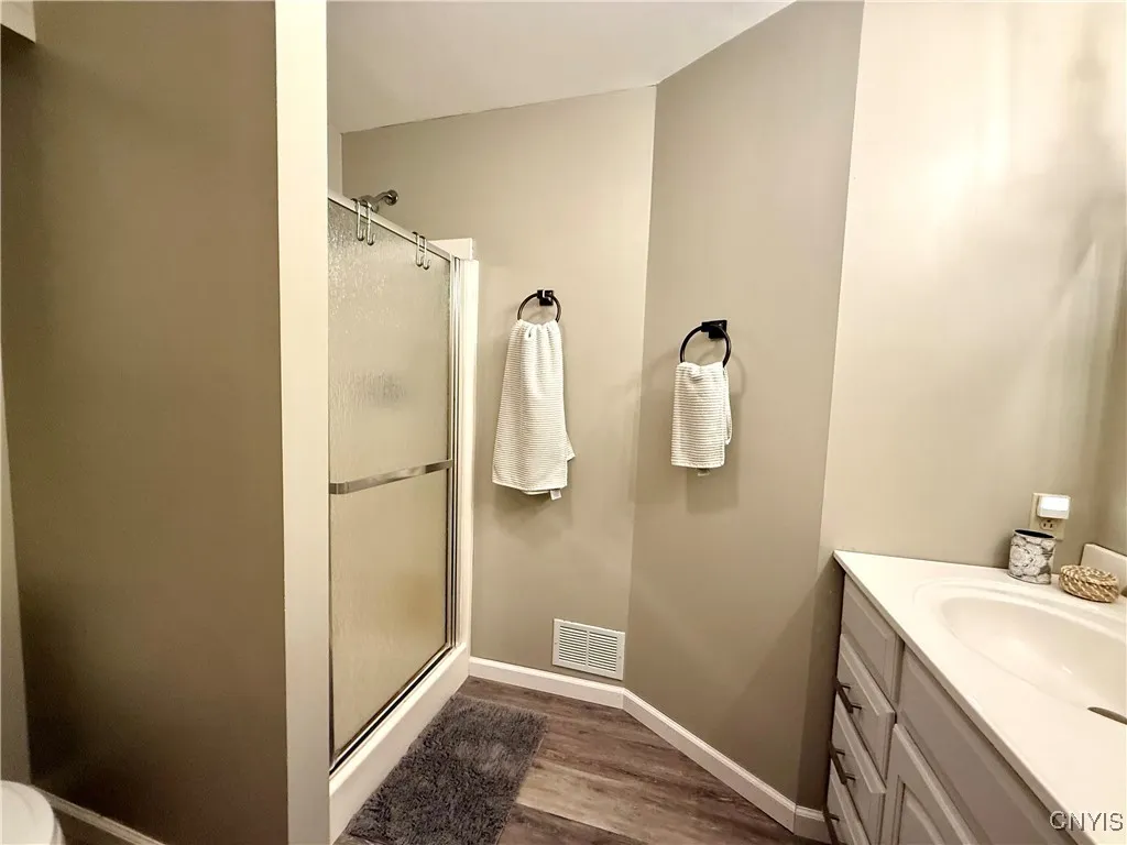 25253 East Gotham Road, Watertown-town, New York 1, Watertown Town, New York 13601, 4 Bedrooms Bedrooms, 8 Rooms Rooms,3 BathroomsBathrooms,Residential,Closed,25253 East Gotham Road, Watertown-town, New York 1,S1615965