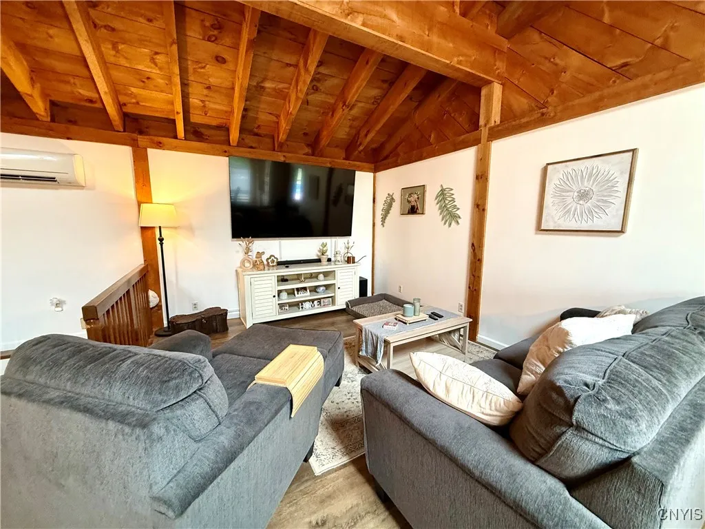 25253 East Gotham Road, Watertown-town, New York 1, Watertown Town, New York 13601, 4 Bedrooms Bedrooms, 8 Rooms Rooms,3 BathroomsBathrooms,Residential,Closed,25253 East Gotham Road, Watertown-town, New York 1,S1615965