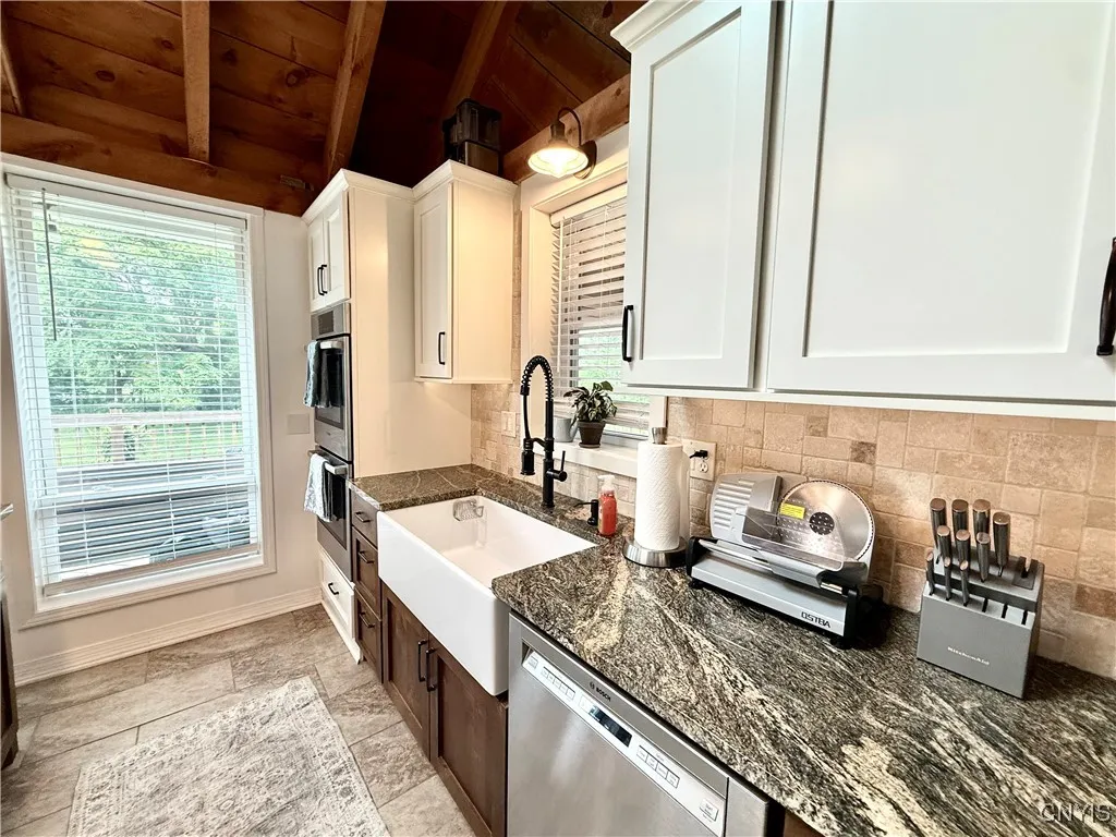 25253 East Gotham Road, Watertown-town, New York 1, Watertown Town, New York 13601, 4 Bedrooms Bedrooms, 8 Rooms Rooms,3 BathroomsBathrooms,Residential,Closed,25253 East Gotham Road, Watertown-town, New York 1,S1615965