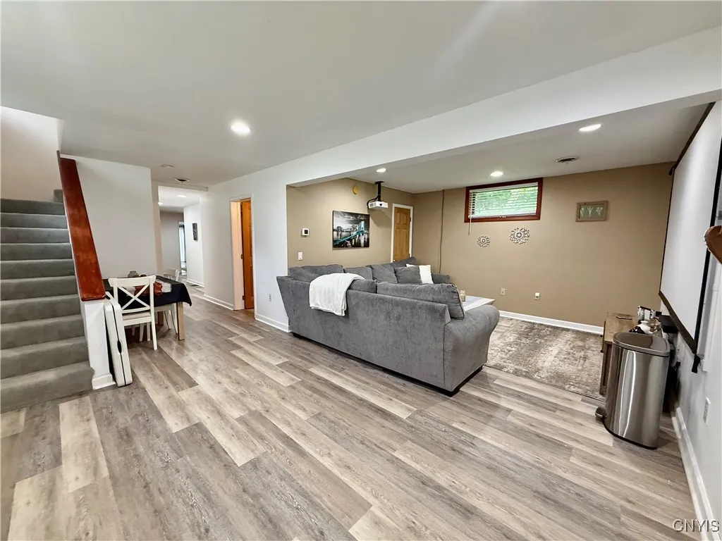25253 East Gotham Road, Watertown-town, New York 1, Watertown Town, New York 13601, 4 Bedrooms Bedrooms, 8 Rooms Rooms,3 BathroomsBathrooms,Residential,Closed,25253 East Gotham Road, Watertown-town, New York 1,S1615965