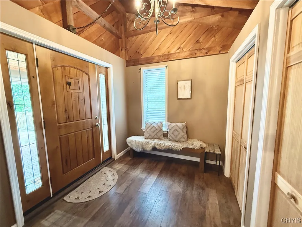 25253 East Gotham Road, Watertown-town, New York 1, Watertown Town, New York 13601, 4 Bedrooms Bedrooms, 8 Rooms Rooms,3 BathroomsBathrooms,Residential,Closed,25253 East Gotham Road, Watertown-town, New York 1,S1615965