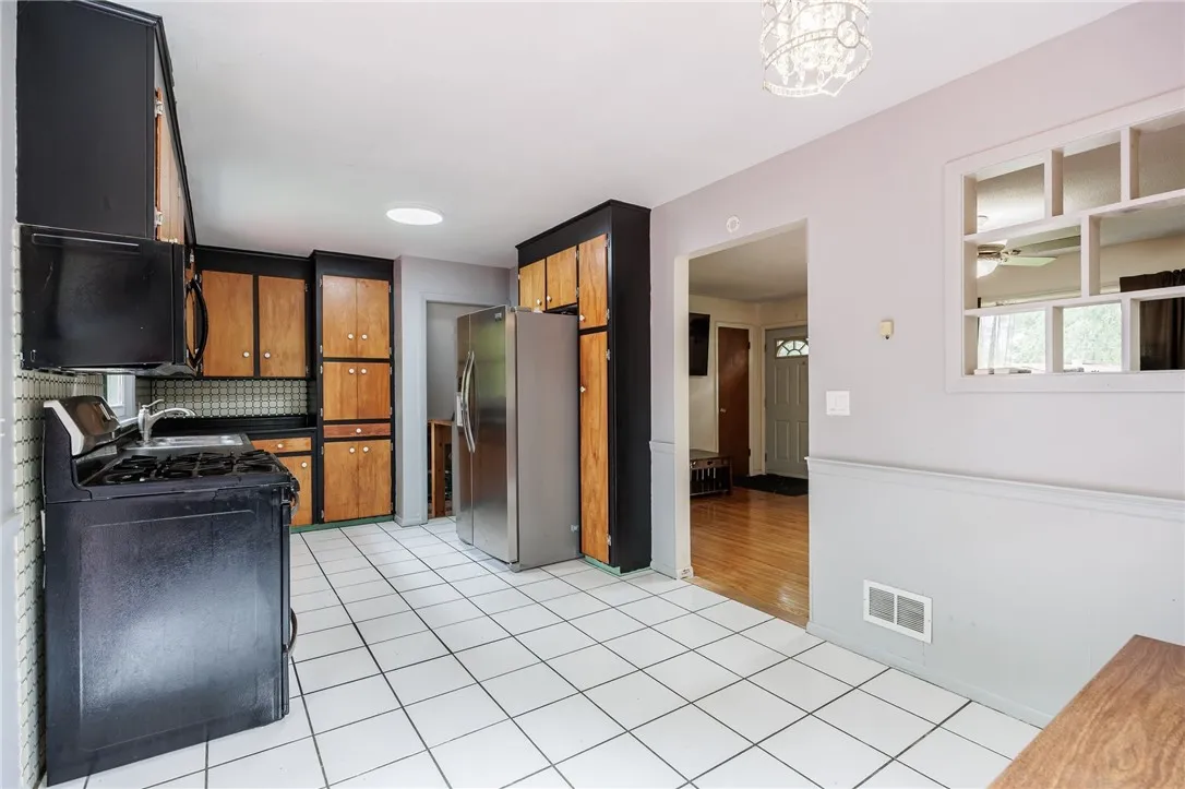 77 Chad Circle, Greece, New York 14616, Greece, New York 14616, 3 Bedrooms Bedrooms, 6 Rooms Rooms,2 BathroomsBathrooms,Residential,Closed,77 Chad Circle, Greece, New York 14616,0,R1615967