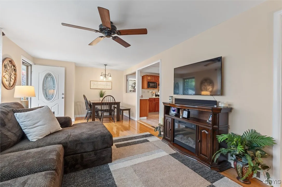 315 Baxton Street, Clay, New York 13212, Clay, New York 13212, 3 Bedrooms Bedrooms, 6 Rooms Rooms,1 BathroomBathrooms,Residential,Closed,315 Baxton Street, Clay, New York 13212,S1615682