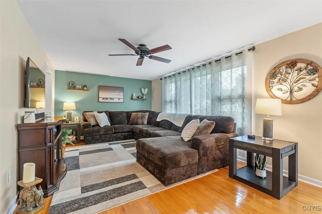 315 Baxton Street, Clay, New York 13212, Clay, New York 13212, 3 Bedrooms Bedrooms, 6 Rooms Rooms,1 BathroomBathrooms,Residential,Closed,315 Baxton Street, Clay, New York 13212,S1615682