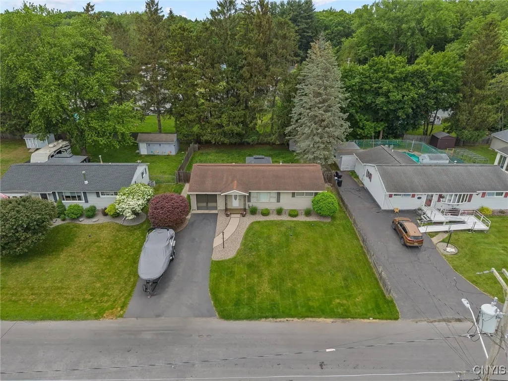 315 Baxton Street, Clay, New York 13212, Clay, New York 13212, 3 Bedrooms Bedrooms, 6 Rooms Rooms,1 BathroomBathrooms,Residential,Closed,315 Baxton Street, Clay, New York 13212,S1615682