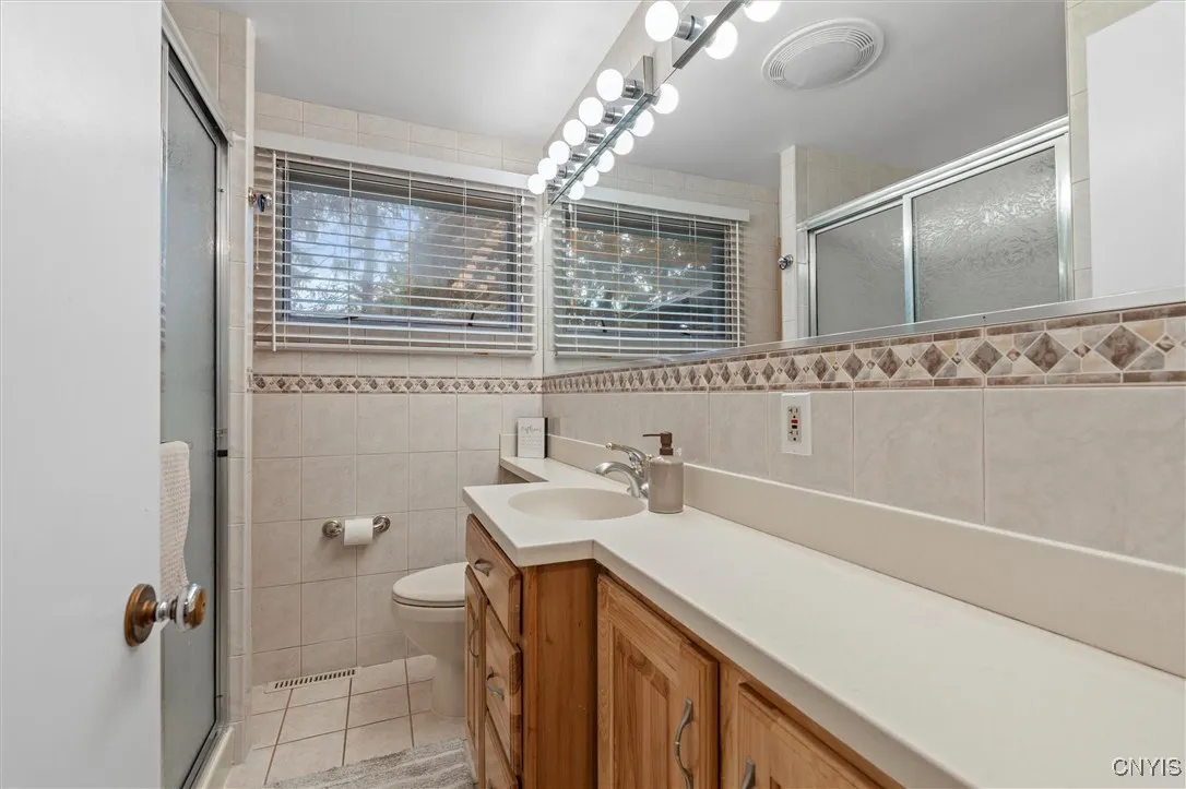 315 Baxton Street, Clay, New York 13212, Clay, New York 13212, 3 Bedrooms Bedrooms, 6 Rooms Rooms,1 BathroomBathrooms,Residential,Closed,315 Baxton Street, Clay, New York 13212,S1615682
