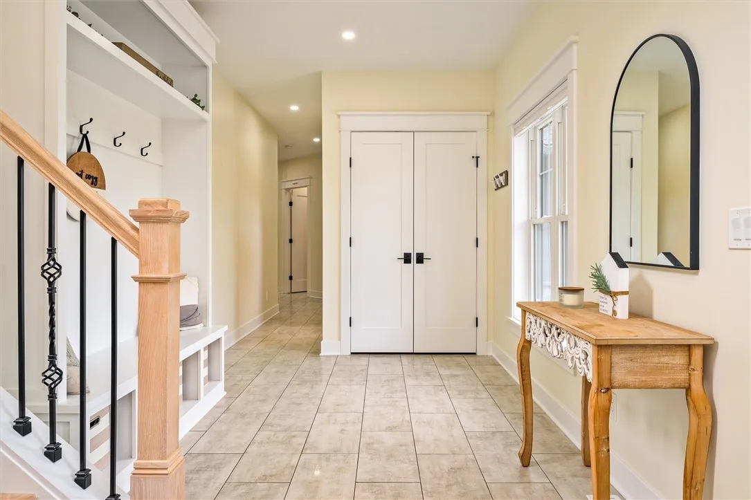 296 Dean Road, Parma, New York 14559, Parma, New York 14559, 4 Bedrooms Bedrooms, 10 Rooms Rooms,2 BathroomsBathrooms,Residential,Closed,296 Dean Road, Parma, New York 14559,R1613728