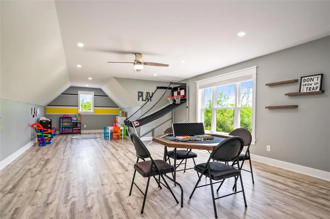 296 Dean Road, Parma, New York 14559, Parma, New York 14559, 4 Bedrooms Bedrooms, 10 Rooms Rooms,2 BathroomsBathrooms,Residential,Closed,296 Dean Road, Parma, New York 14559,R1613728
