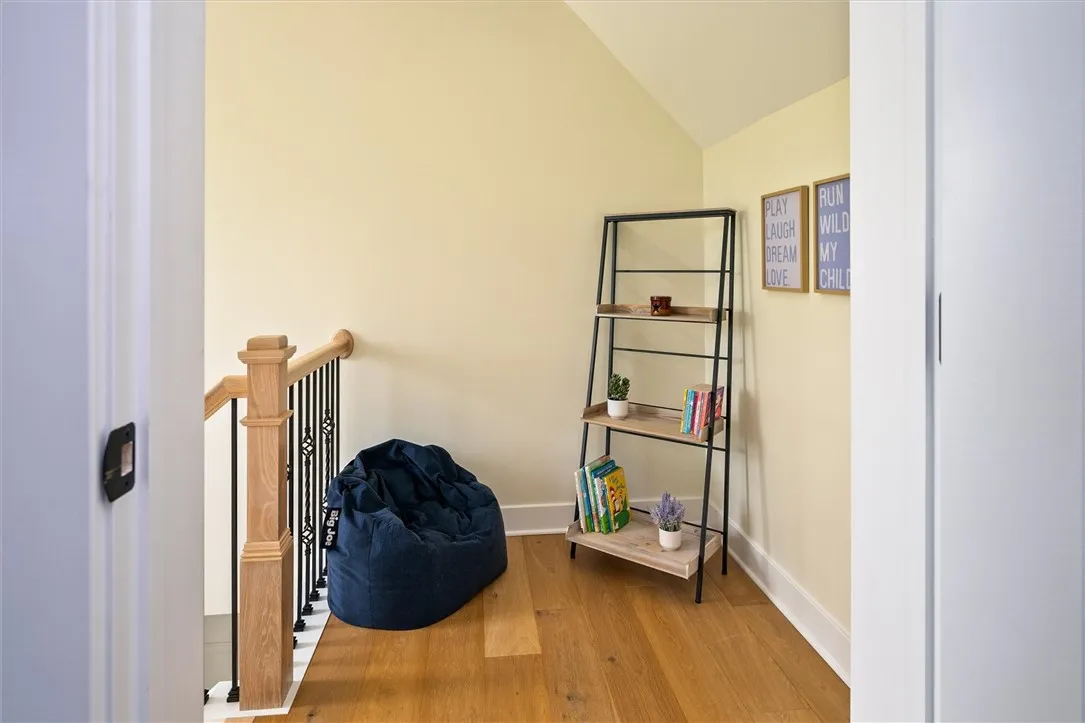 296 Dean Road, Parma, New York 14559, Parma, New York 14559, 4 Bedrooms Bedrooms, 10 Rooms Rooms,2 BathroomsBathrooms,Residential,Closed,296 Dean Road, Parma, New York 14559,R1613728