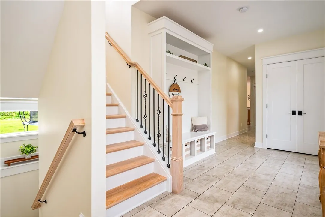 296 Dean Road, Parma, New York 14559, Parma, New York 14559, 4 Bedrooms Bedrooms, 10 Rooms Rooms,2 BathroomsBathrooms,Residential,Closed,296 Dean Road, Parma, New York 14559,R1613728