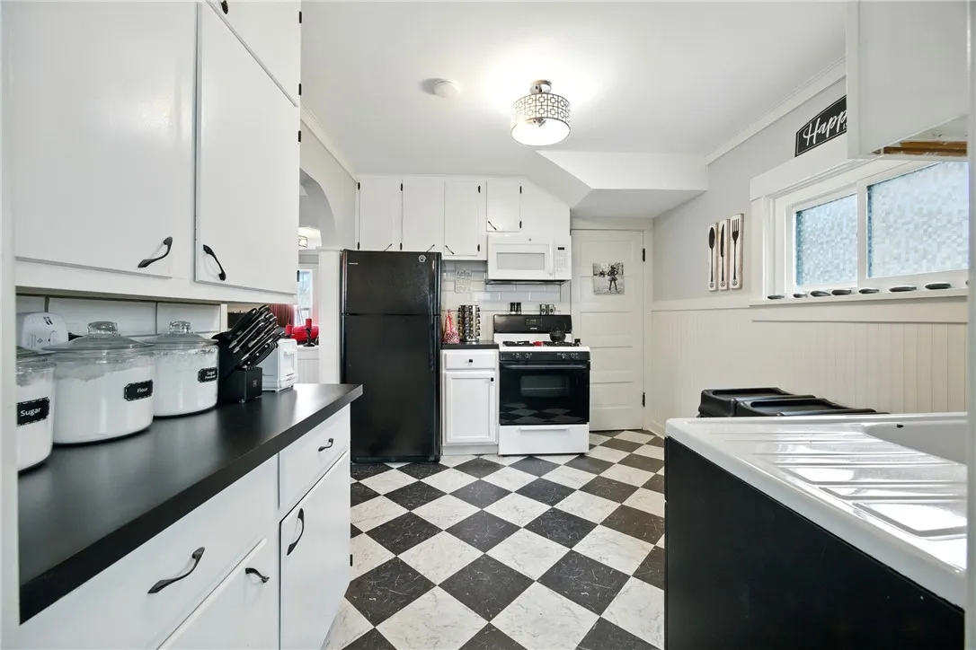 105 Lincoln Avenue, Milo, New York 14527, Milo, New York 14527, 3 Bedrooms Bedrooms, 6 Rooms Rooms,2 BathroomsBathrooms,Residential,Closed,105 Lincoln Avenue, Milo, New York 14527,0,R1615963