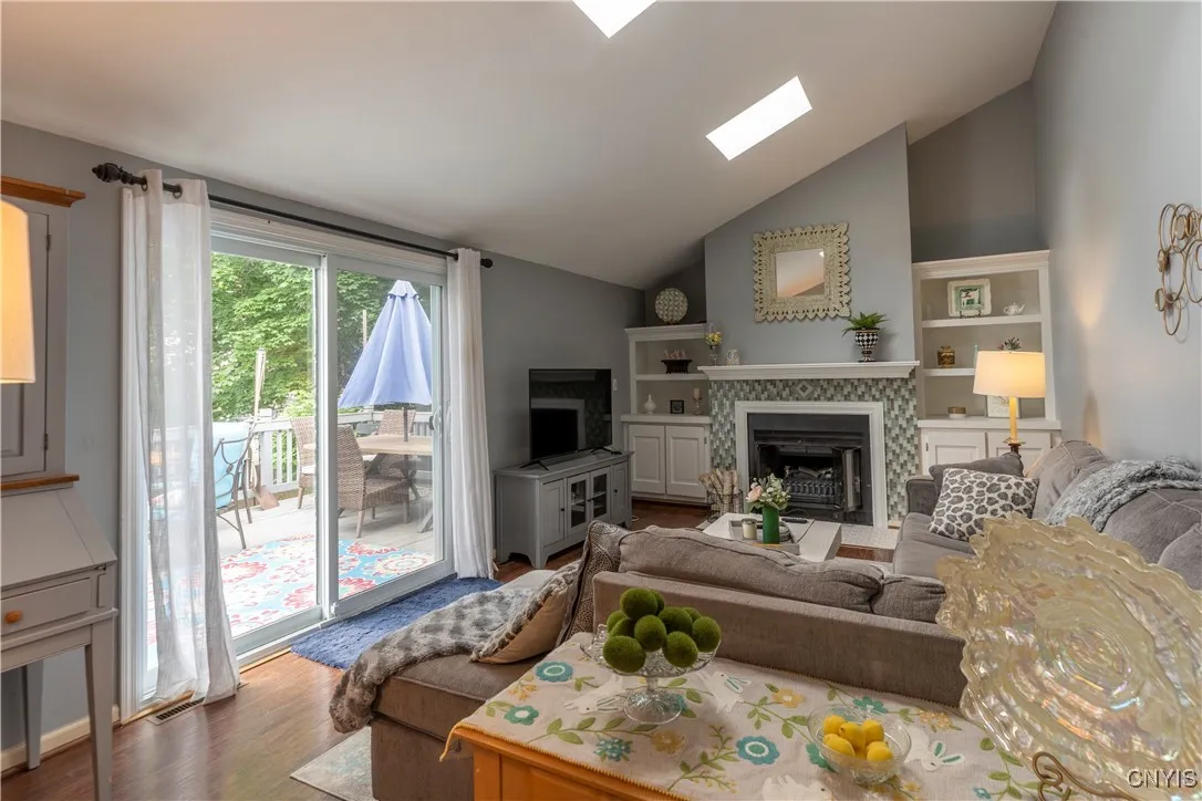 8401 Quadrant Lane, Clay, New York 13027, Clay, New York 13027, 3 Bedrooms Bedrooms, 7 Rooms Rooms,1 BathroomBathrooms,Residential,Closed,8401 Quadrant Lane, Clay, New York 13027,0,S1609950