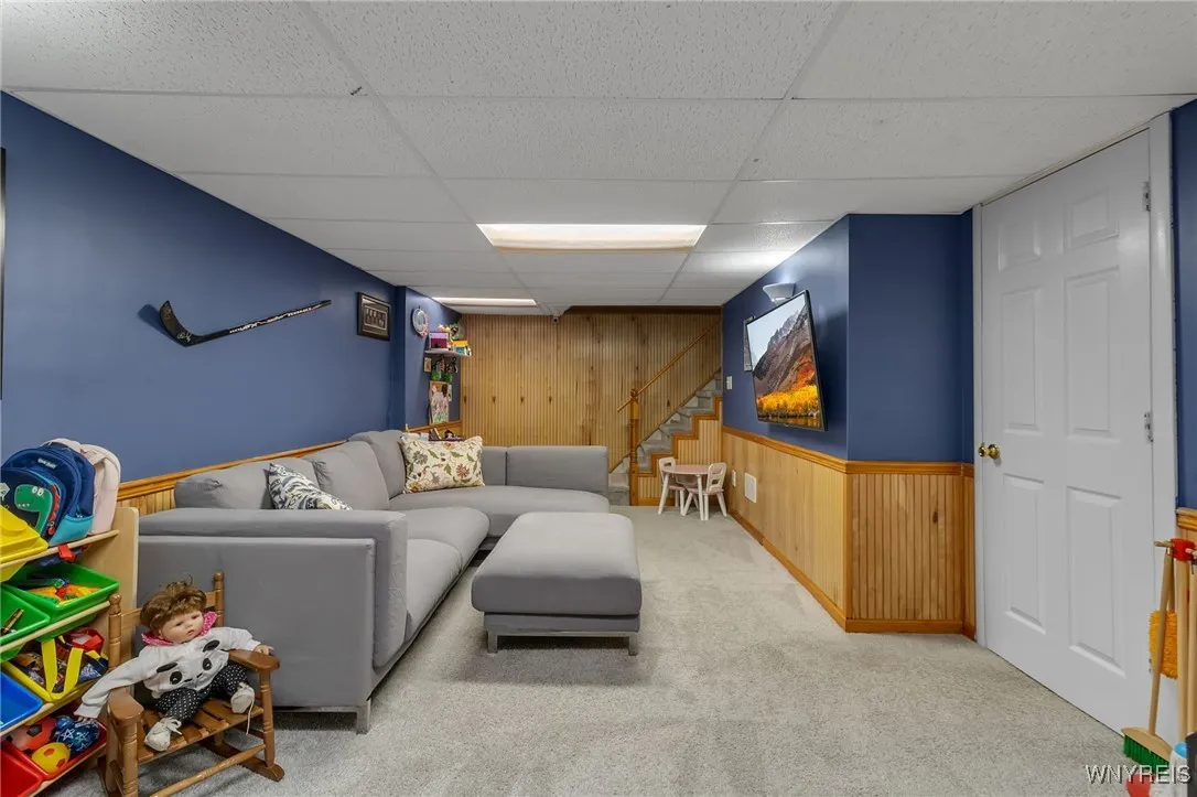33 Cindy Drive, Amherst, New York 14221, Amherst, New York 14221, 4 Bedrooms Bedrooms, 10 Rooms Rooms,2 BathroomsBathrooms,Residential,Closed,33 Cindy Drive, Amherst, New York 14221,B1613920