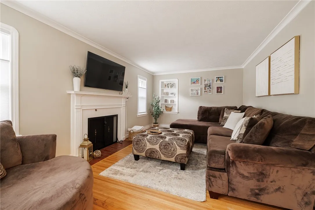 25 Kiniry Drive, Irondequoit, New York 14609, Irondequoit, New York 14609, 2 Bedrooms Bedrooms, 6 Rooms Rooms,1 BathroomBathrooms,Residential,Closed,25 Kiniry Drive, Irondequoit, New York 14609,R1613103