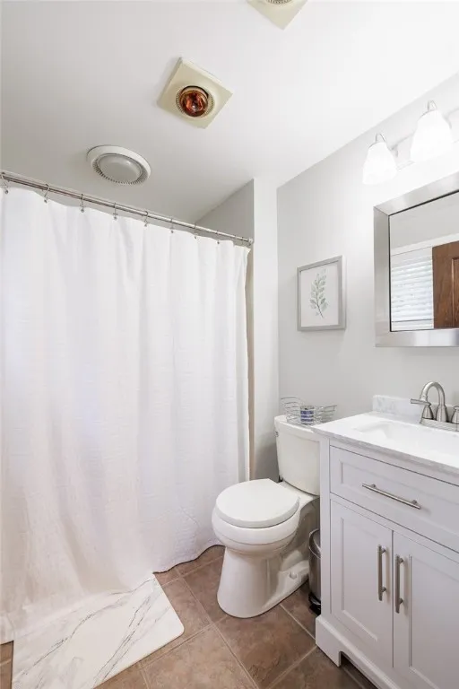 25 Kiniry Drive, Irondequoit, New York 14609, Irondequoit, New York 14609, 2 Bedrooms Bedrooms, 6 Rooms Rooms,1 BathroomBathrooms,Residential,Closed,25 Kiniry Drive, Irondequoit, New York 14609,R1613103