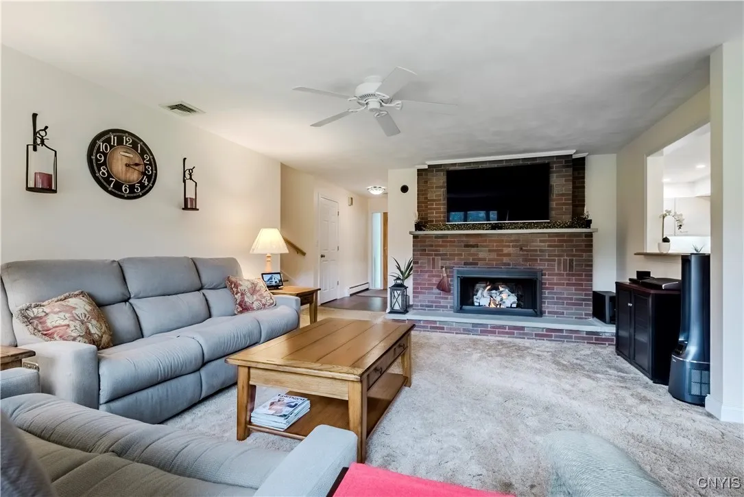 4717 Clinton Street, Kirkland, New York 13321, Kirkland, New York 13321, 3 Bedrooms Bedrooms, 8 Rooms Rooms,2 BathroomsBathrooms,Residential,Closed,4717 Clinton Street, Kirkland, New York 13321,0,S1615910