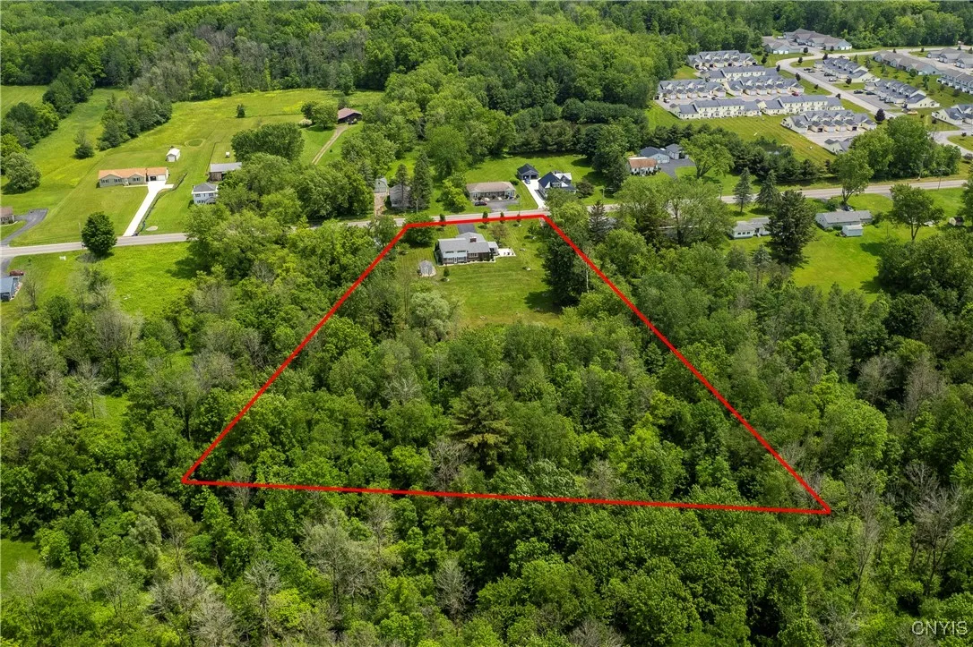 4717 Clinton Street, Kirkland, New York 13321, Kirkland, New York 13321, 3 Bedrooms Bedrooms, 8 Rooms Rooms,2 BathroomsBathrooms,Residential,Closed,4717 Clinton Street, Kirkland, New York 13321,0,S1615910