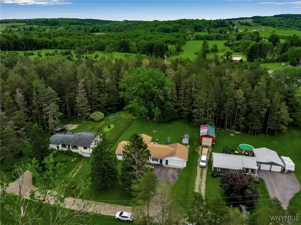 4 Cobb Avenue, Yorkshire, New York 14042, Yorkshire, New York 14042, 4 Bedrooms Bedrooms, 11 Rooms Rooms,2 BathroomsBathrooms,Residential,Closed,4 Cobb Avenue, Yorkshire, New York 14042,0,B1615900