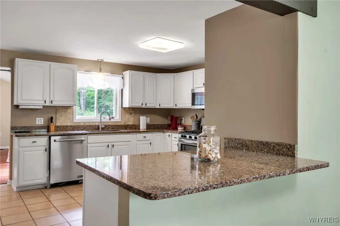 4 Cobb Avenue, Yorkshire, New York 14042, Yorkshire, New York 14042, 4 Bedrooms Bedrooms, 11 Rooms Rooms,2 BathroomsBathrooms,Residential,Closed,4 Cobb Avenue, Yorkshire, New York 14042,0,B1615900