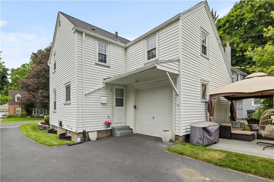78 Lyndale Drive, Gates, New York 14624, Gates, New York 14624, 3 Bedrooms Bedrooms, 4 Rooms Rooms,1 BathroomBathrooms,Residential,Closed,78 Lyndale Drive, Gates, New York 14624,R1613662