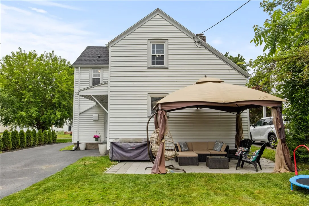 78 Lyndale Drive, Gates, New York 14624, Gates, New York 14624, 3 Bedrooms Bedrooms, 4 Rooms Rooms,1 BathroomBathrooms,Residential,Closed,78 Lyndale Drive, Gates, New York 14624,R1613662