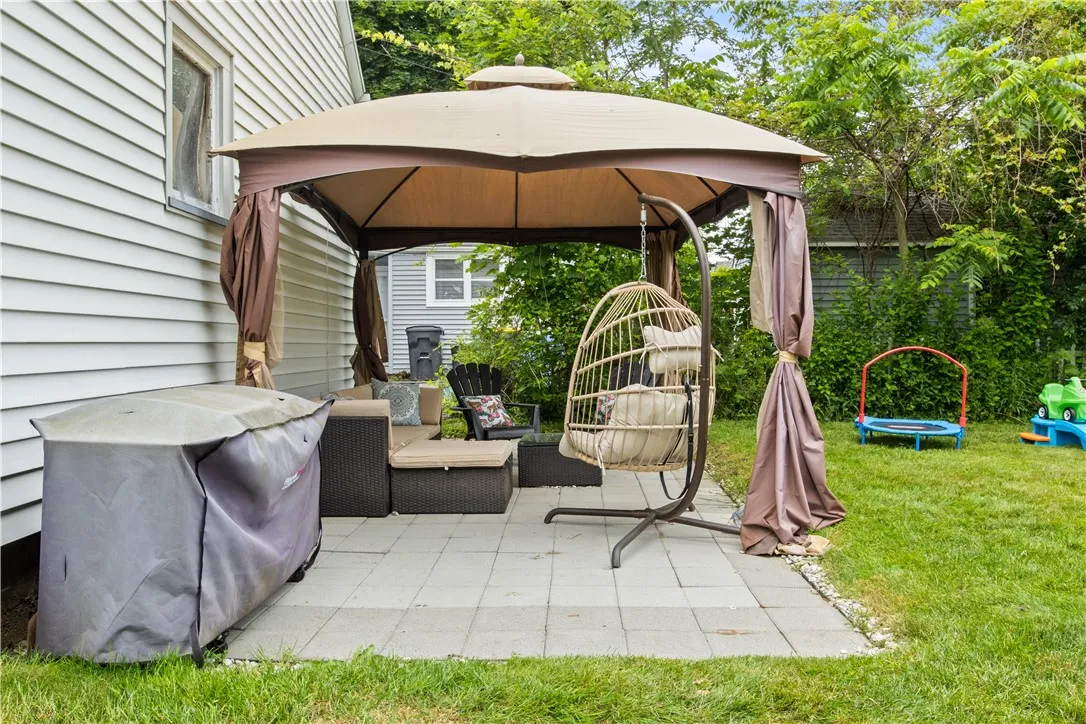 78 Lyndale Drive, Gates, New York 14624, Gates, New York 14624, 3 Bedrooms Bedrooms, 4 Rooms Rooms,1 BathroomBathrooms,Residential,Closed,78 Lyndale Drive, Gates, New York 14624,R1613662