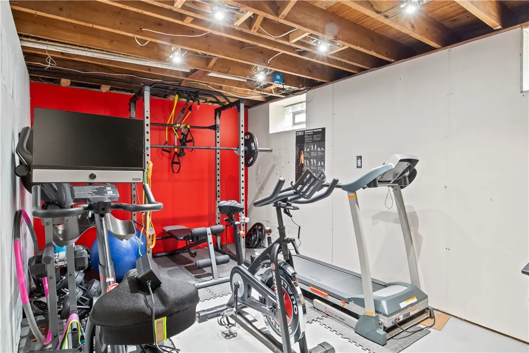 78 Lyndale Drive, Gates, New York 14624, Gates, New York 14624, 3 Bedrooms Bedrooms, 4 Rooms Rooms,1 BathroomBathrooms,Residential,Closed,78 Lyndale Drive, Gates, New York 14624,R1613662