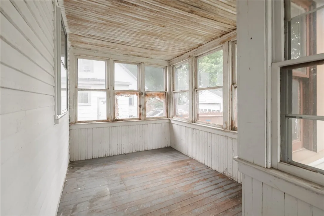 446 Benton Street, Rochester, New York 14620, Rochester, New York 14620, 2 Bedrooms Bedrooms, 6 Rooms Rooms,1 BathroomBathrooms,Residential,Closed,446 Benton Street, Rochester, New York 14620,R1614150